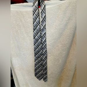 Silk tie